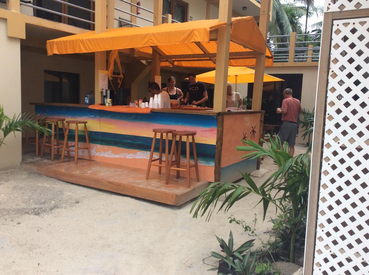 Popeye'S Beach Resort San Pedro  Exterior photo