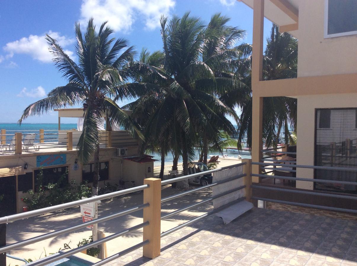 Popeye'S Beach Resort San Pedro  Exterior photo